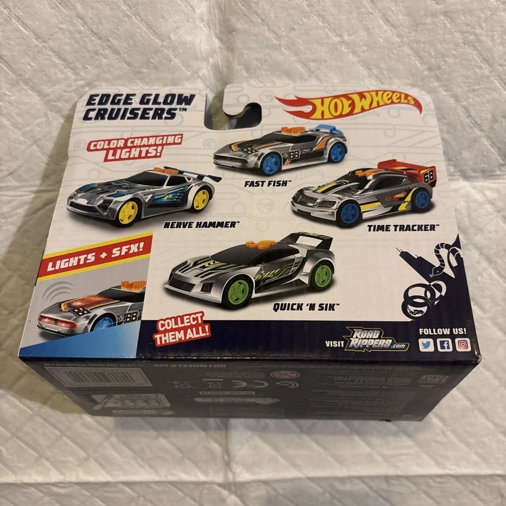 NIB Hot Wheels Edge Glow Cruisers Quick 'n Sik Light &‎ Sound Car